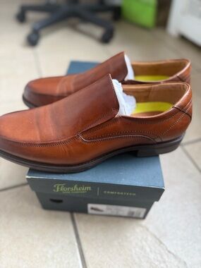 Florsheim Men's Cognac Leather Slip-On Loafers